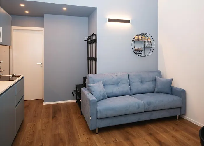 Central Charm Apartment